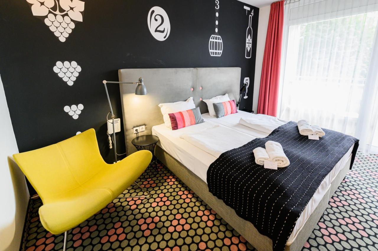 Hotel Bonvino Badacsony Бадачонтомай Екстериор снимка